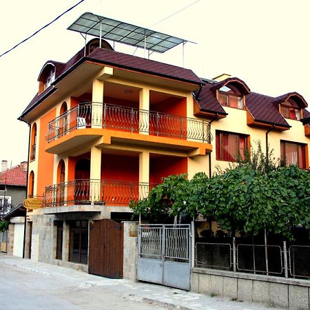Guest House Stelia Велинград Екстер'єр фото